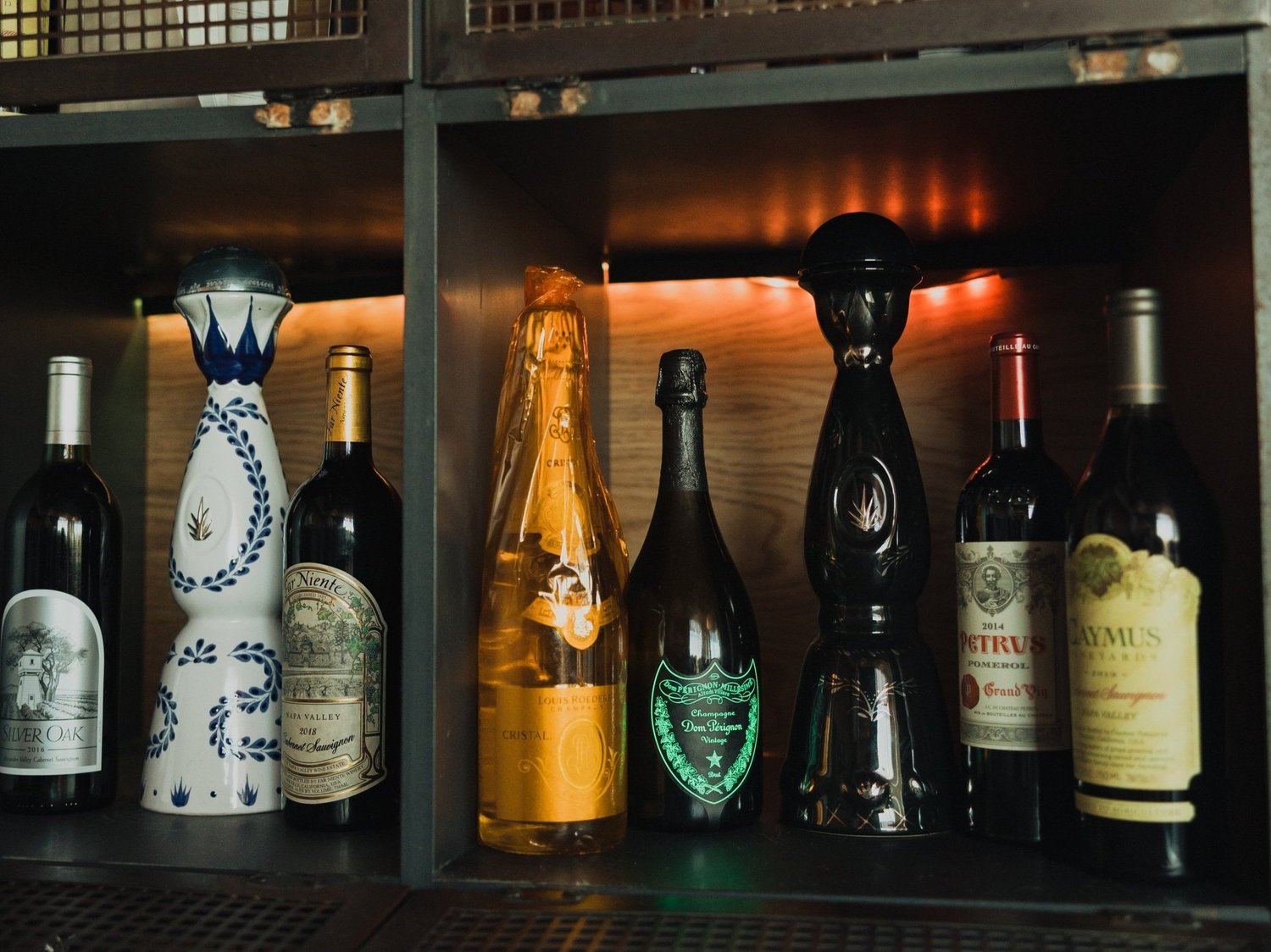 Volanti wine lockers